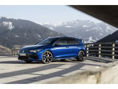 Volkswagen Golf 2025 